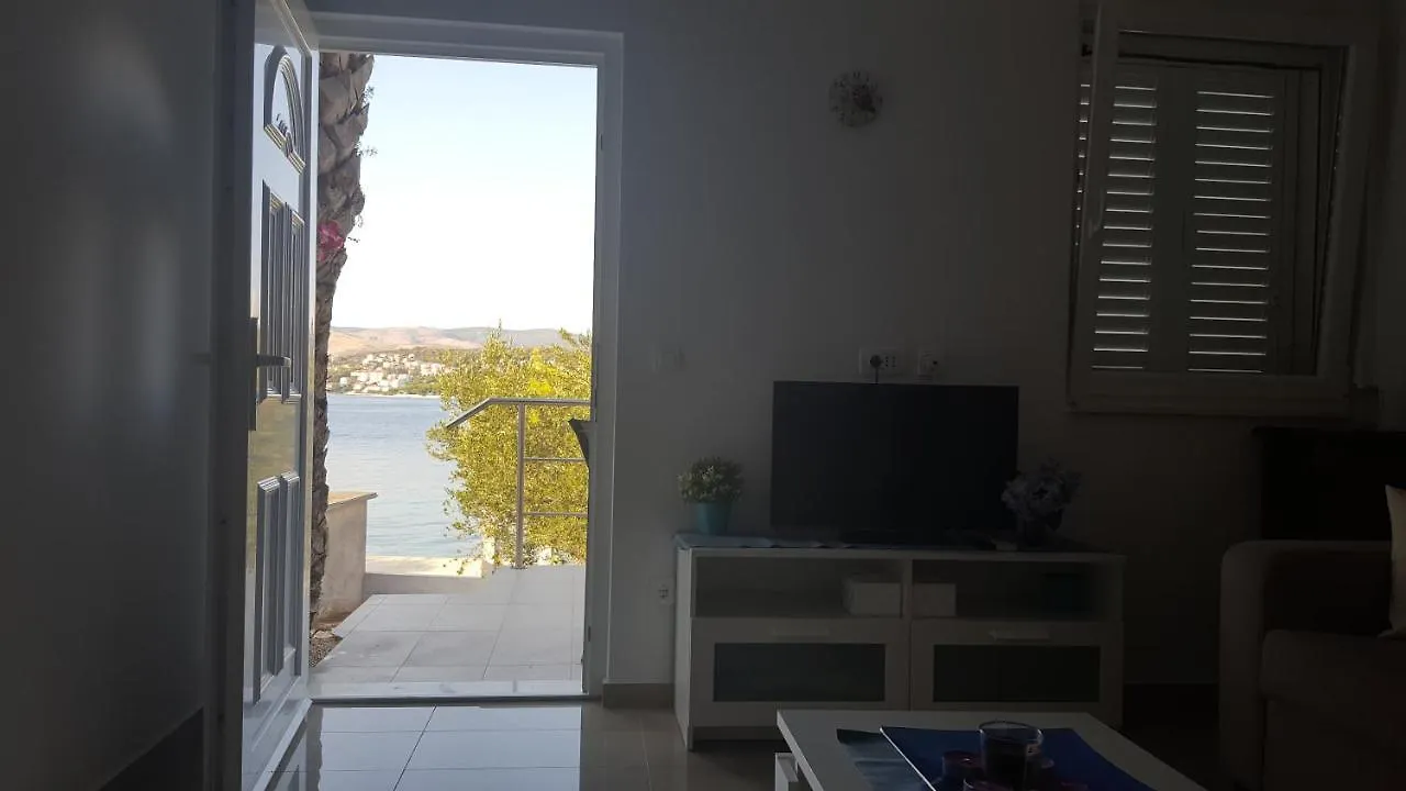 Apartment Villa Anka Okrug Gornji Trogir Croatia